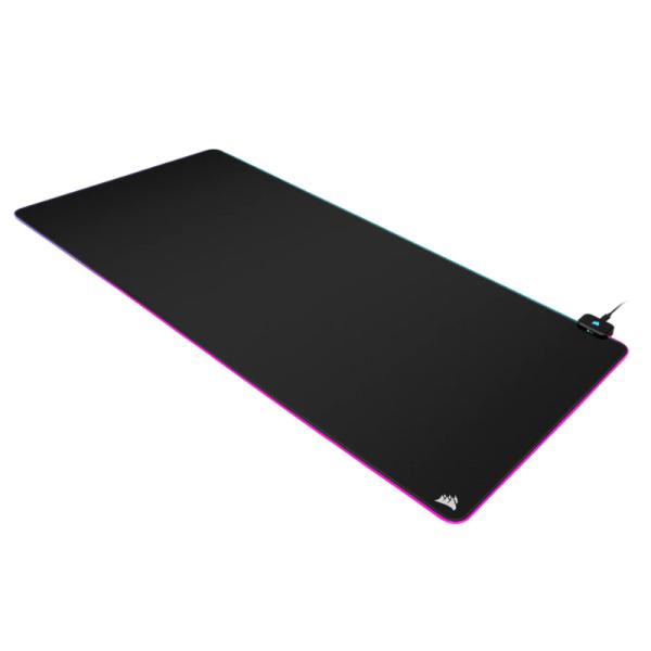 "Mouse pad gaming ergonómico y antideslizante, perfecto para largas sesiones de juego 🎮✨."